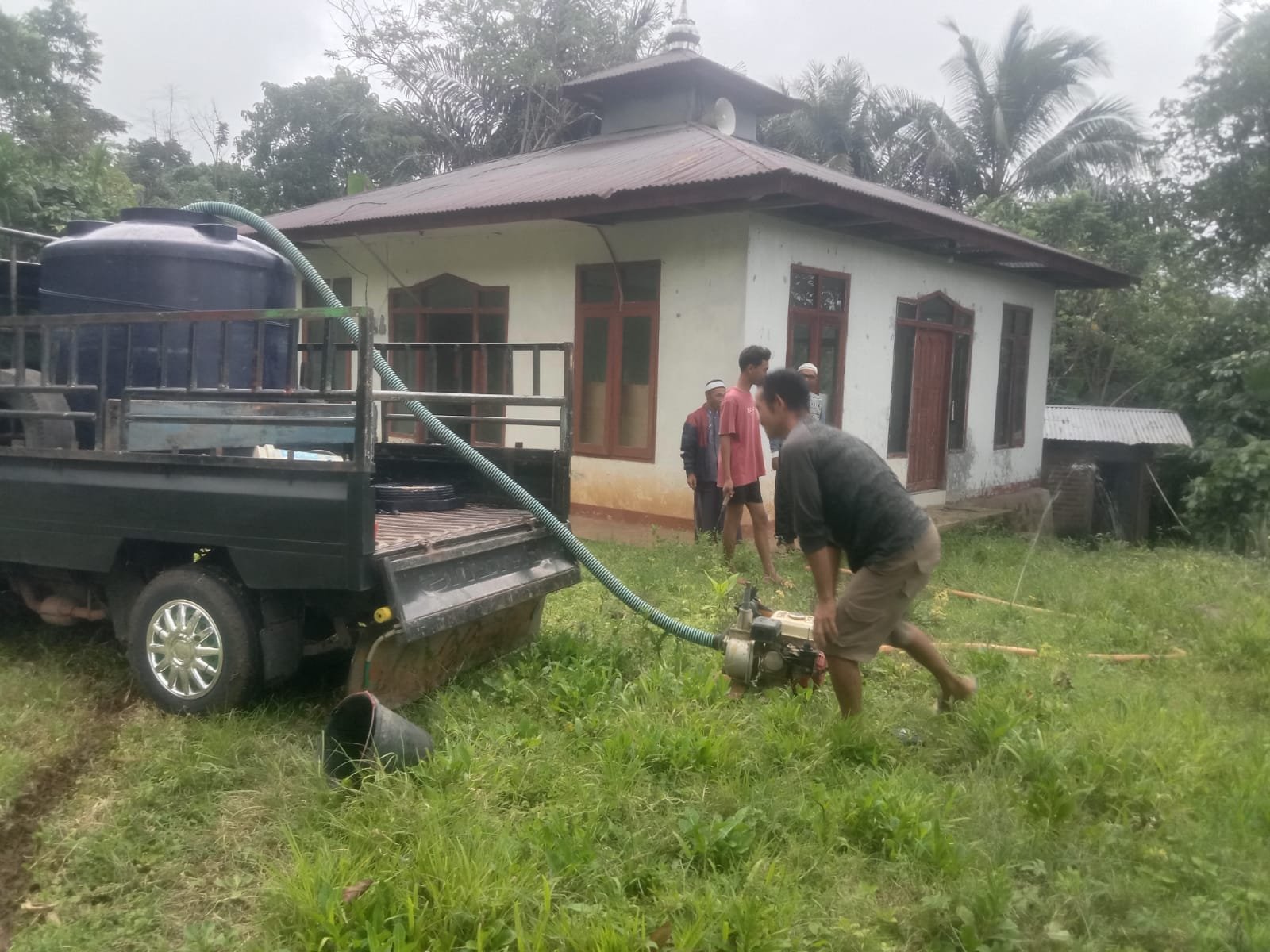 Menyiapkan air bersuci sepanjang bulan suci ramadhan