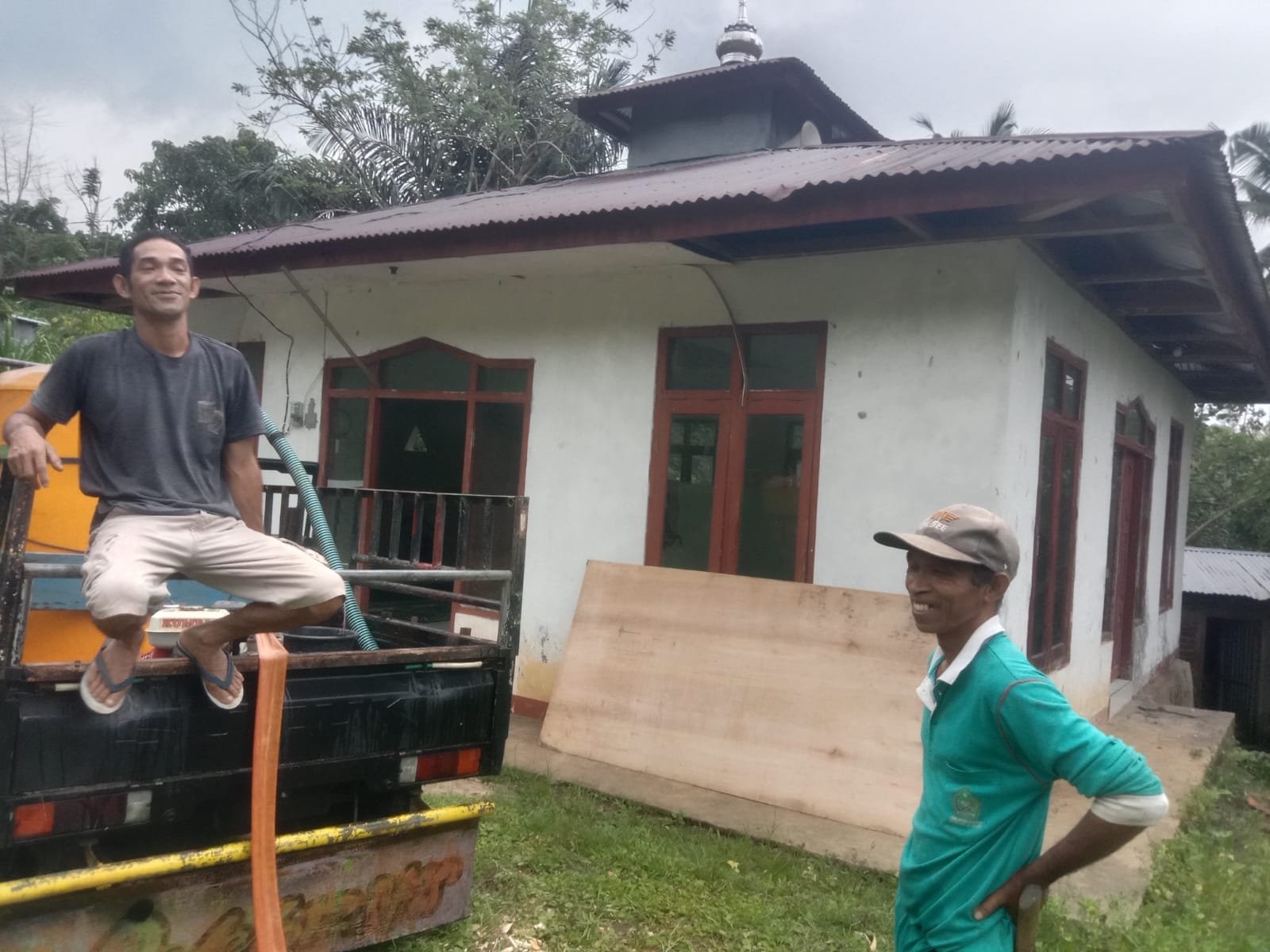 Jumat Berkah: Menyiapkan Air Bersih Sepanjang Bulan Ramadhan