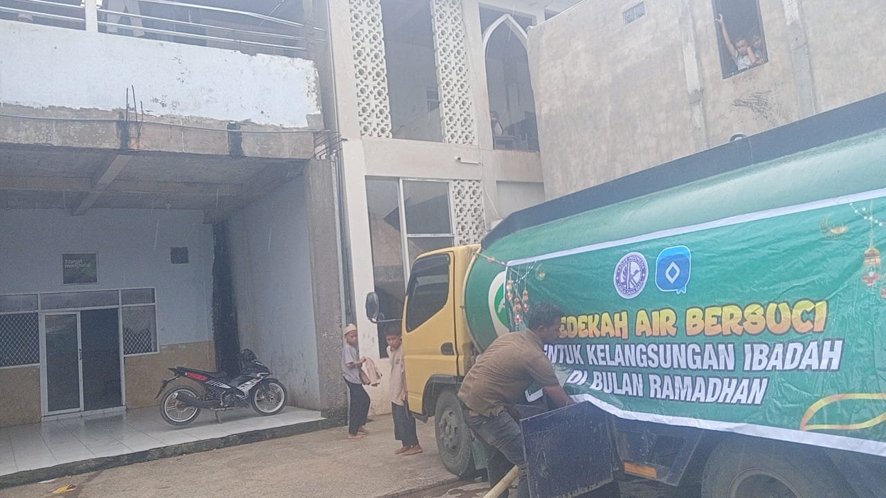 Menopang Ibadah Santri di Bulan Ramadhandengan Air Bersih