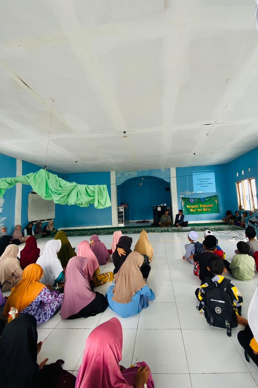 Majelis Pahami Qur’an Desa Siru Gelar Peringatan Nuzulul Qur’an Bersama Santri