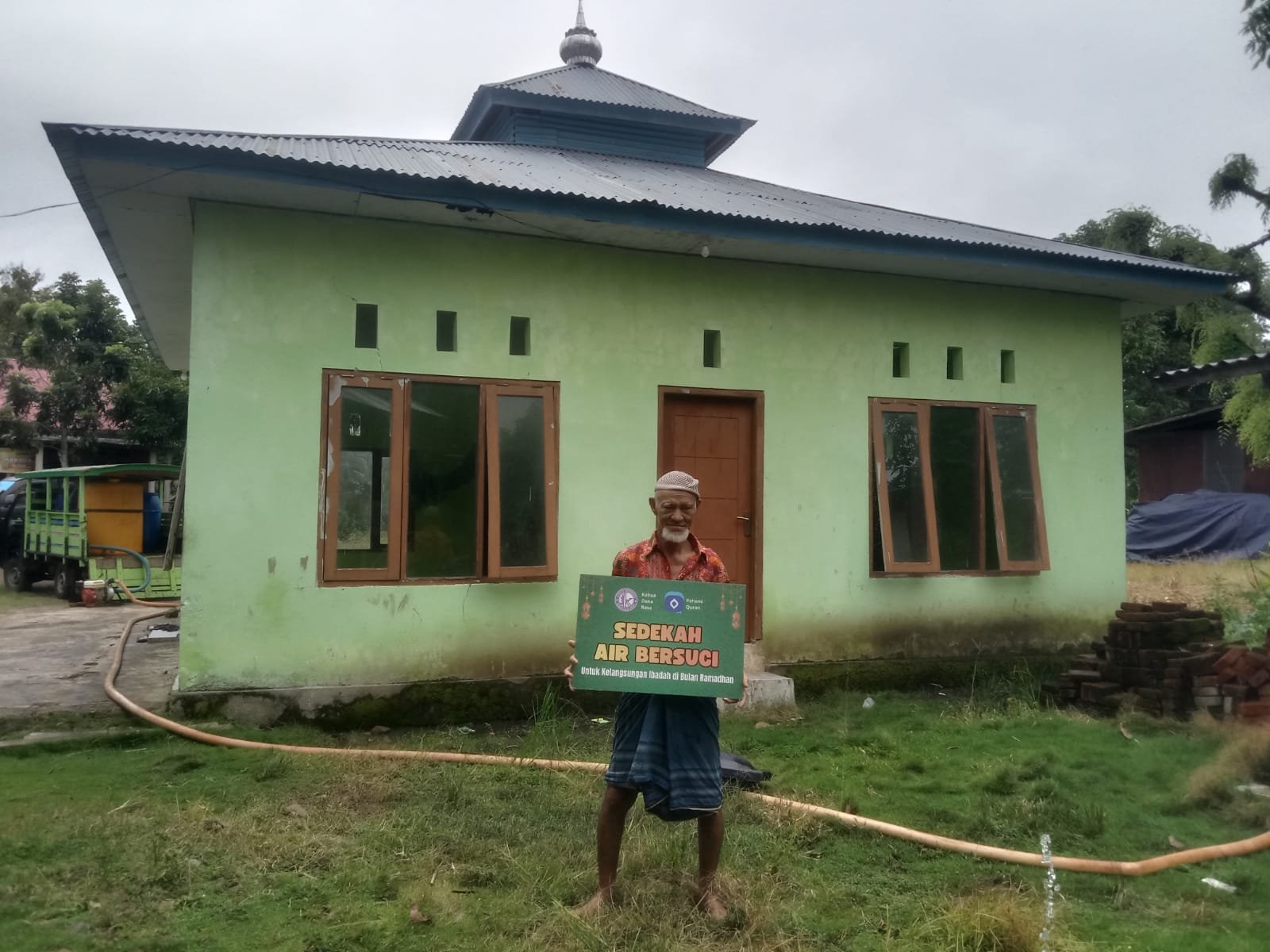 Penyaluran Air Bersih untuk Kebutuhan Ramadhan Jamaah Masjid Al-Jannah di Raminara